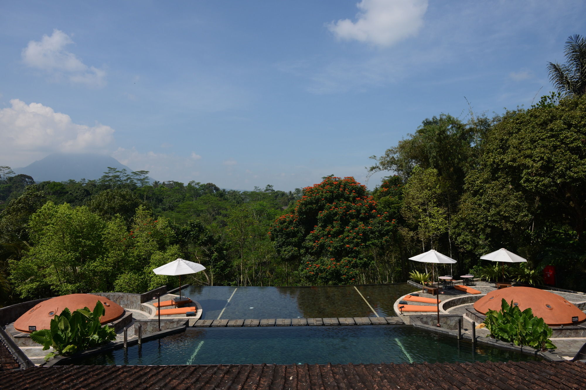 Mesastila Resort And Spa Magelang Exterior photo